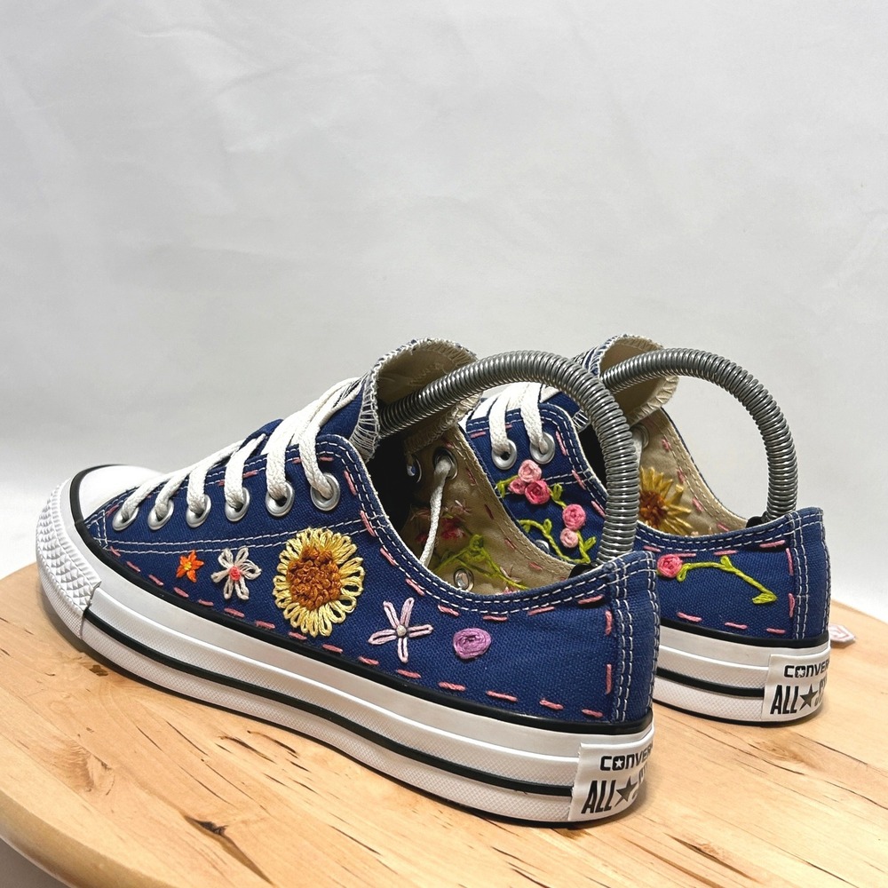 Converse Chuck Taylor Custom Embroidered Low Top Sneakers NWOT - Size 7W/5M - Picture 5 of 9
